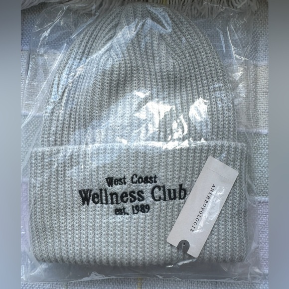 $38 DAILY PRACTICE Anthropologie West Coast Wellness Club Ribbed Beanie Hat Grey - Picture 4 of 10